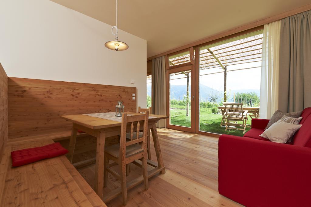 Weingut Stuck Apartment Appiano Sulla Strada Del Vino Room photo
